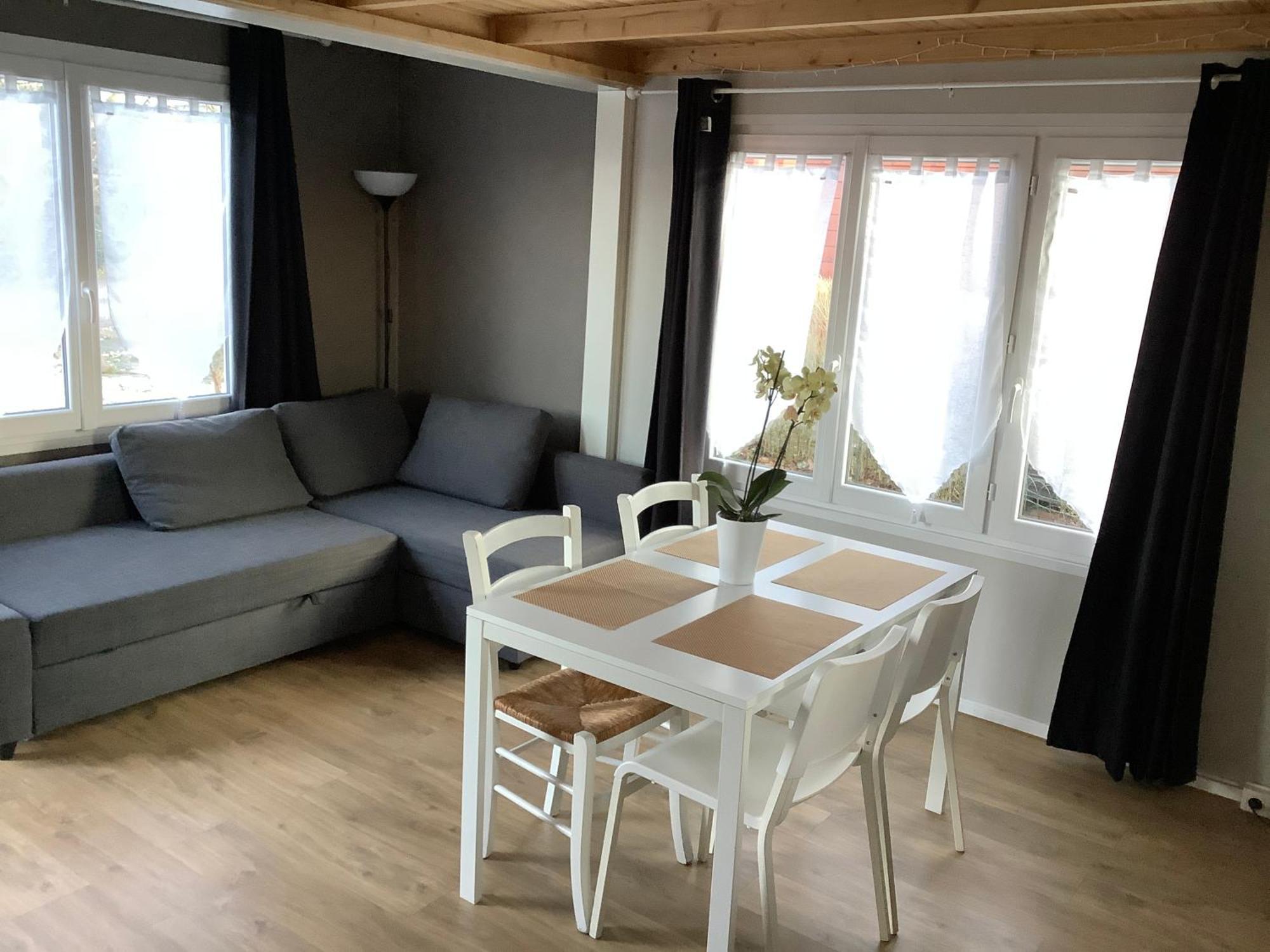 Chalet Charmant Monika Avec Piscine Yvoir Kültér fotó