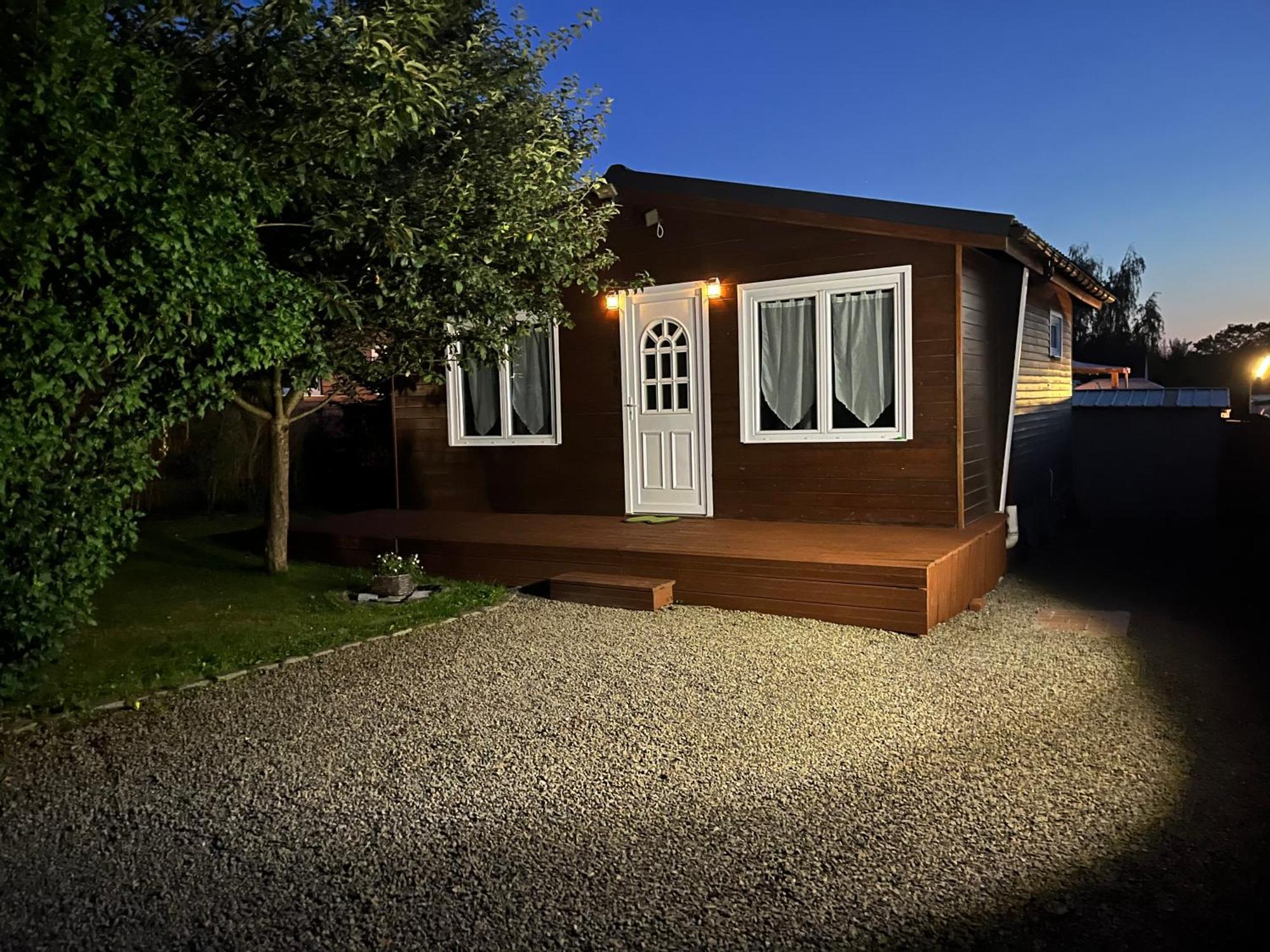 Chalet Charmant Monika Avec Piscine Yvoir Kültér fotó